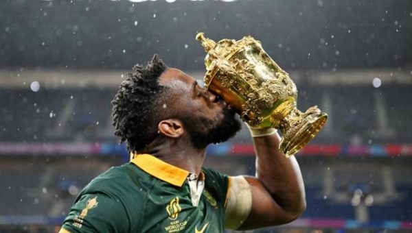 Sia Kolisi revela la ‘influencia’ de Dan Carter a la hora de decidir su futuro